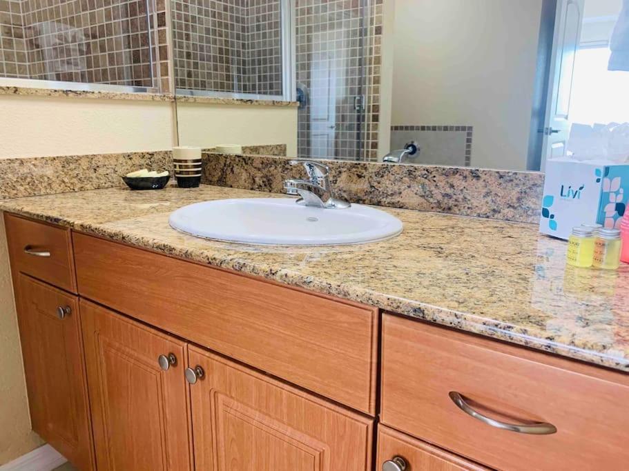 Walking Distance From Universal One Bedroom Resort أورلاندو المظهر الخارجي الصورة
